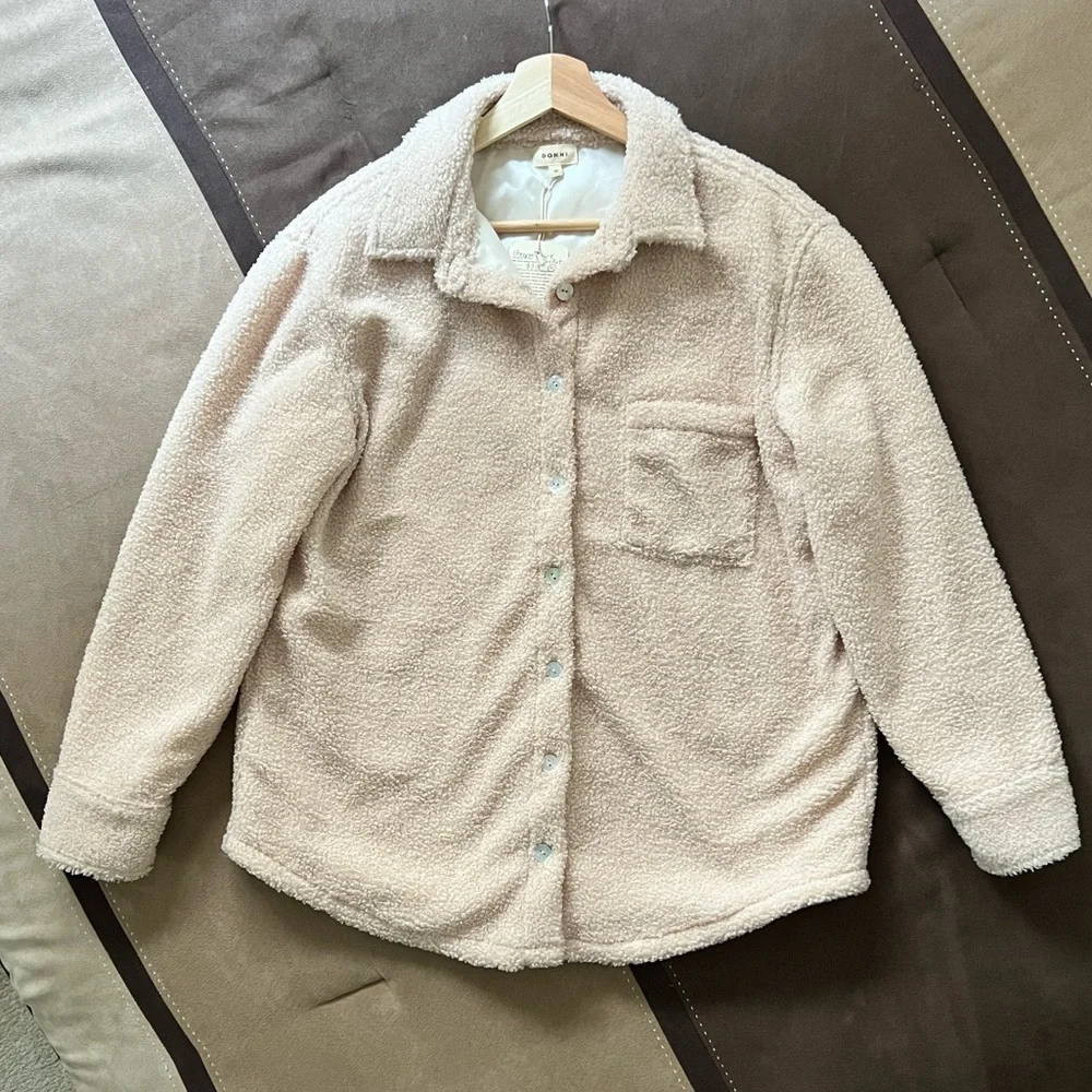DONNI NWT XS Sherpa Button Down Shacket Shirt Jacket - Picture 8 of 10